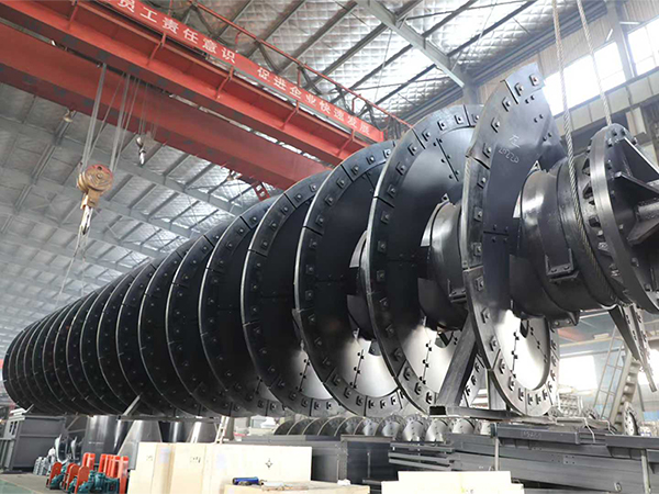 兩臺直徑2.4m螺旋分級機發貨